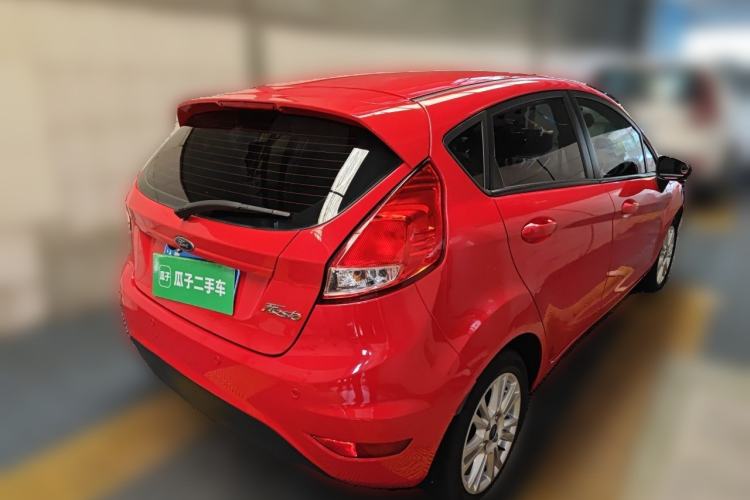 Used Ford Fiesta 2013 Hatchback 1.5L Automatic Fashion Edition Rear Right 45 Deg