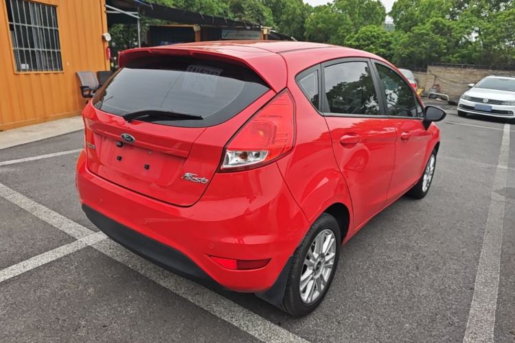Used Ford Fiesta 2013 Hatchback 1.5L Automatic Fashion Edition Rear Right 45 Deg