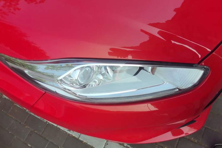 Used Ford Fiesta 2013 1.6T ST Right Front Headlight