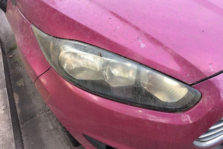 Used Ford Fiesta 2013 Hatchback 1.5L Automatic Fashion Edition Right Front Headlight