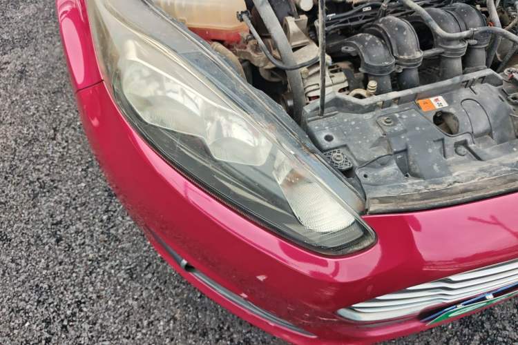 Used Ford Fiesta 2013 Hatchback 1.5L Automatic Prestige Model Right Front Headlight