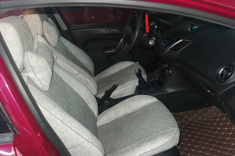Used Ford Fiesta 2013 Hatchback 1.5L Manual Fashion Edition Right Front Seat