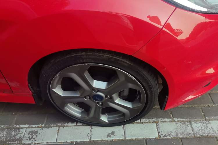 Used Ford Fiesta 2013 1.6T ST Right Front Wheel Hub
