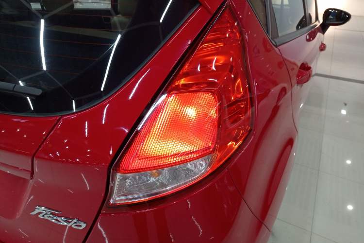 Used Ford Fiesta 2013 Hatchback 1.5L Automatic Fashion Edition Right Rear Taillight