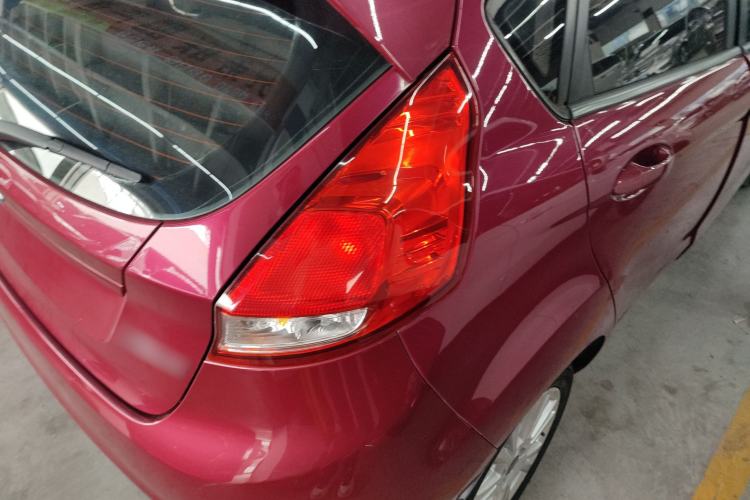 Used Ford Fiesta 2013 Hatchback 1.5L Automatic Fashion Edition Right Rear Taillight
