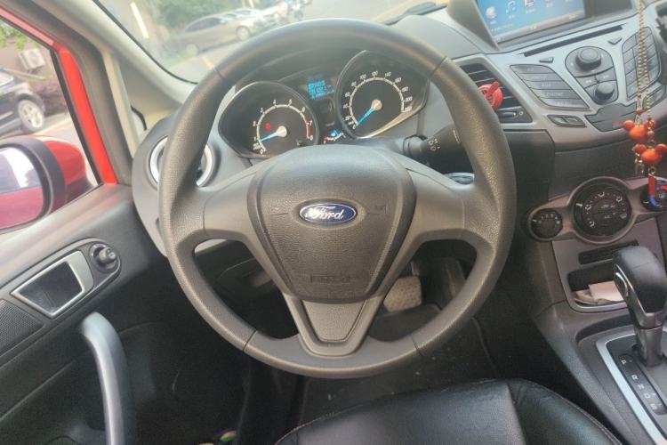 Used Ford Fiesta 2013 Hatchback 1.5L Automatic Fashion Edition Steering Wheel