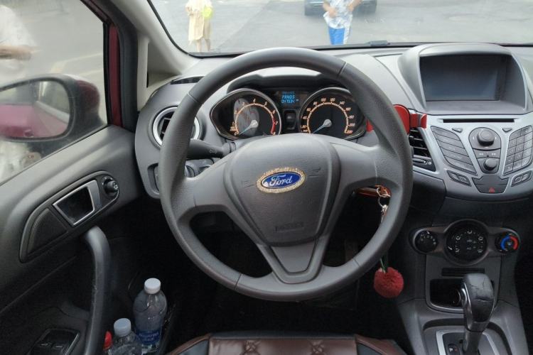 Used Ford Fiesta 2013 Hatchback 1.5L Automatic Fashion Edition Steering Wheel