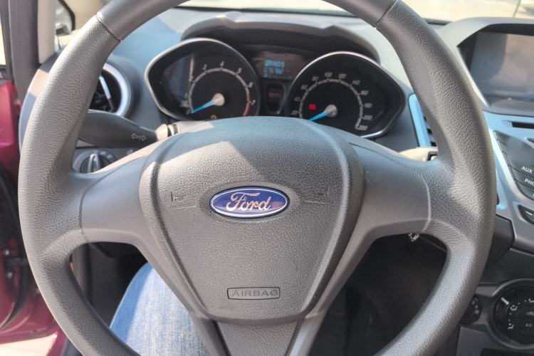 Used Ford Fiesta 2013 Hatchback 1.5L Automatic Fashion Edition Steering Wheel