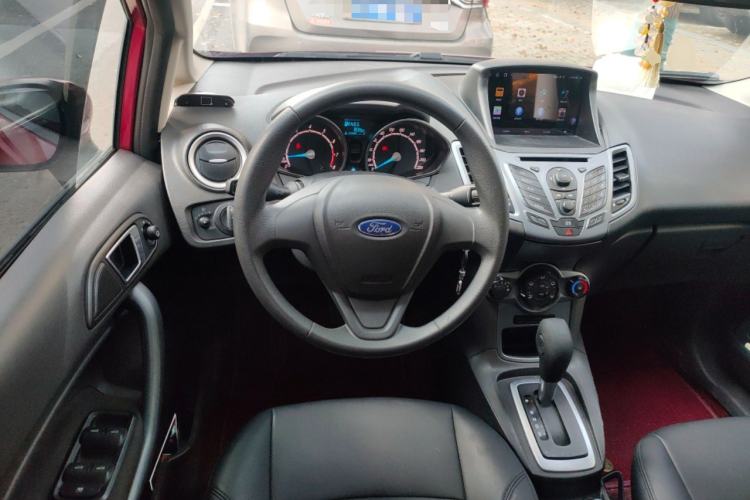 Used Ford Fiesta 2013 Hatchback 1.5L Automatic Fashion Edition Steering Wheel