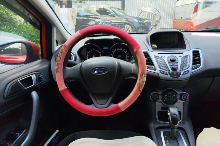 Used Ford Fiesta 2013 Hatchback 1.5L Automatic Fashion Edition Steering Wheel