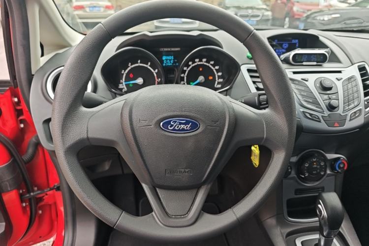 Used Ford Fiesta 2013 Hatchback 1.5L Automatic Fashion Edition Steering Wheel
