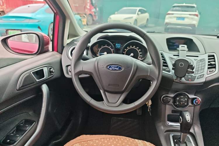 Used Ford Fiesta 2013 Hatchback 1.5L Automatic Prestige Model Steering Wheel