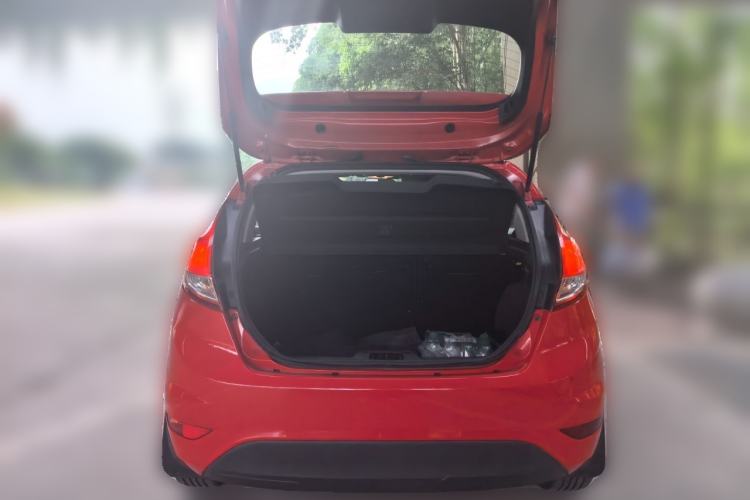 Used Ford Fiesta 2013 Hatchback 1.5L Automatic Fashion Edition Trunk