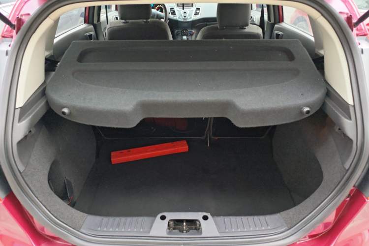 Used Ford Fiesta 2013 Hatchback 1.5L Automatic Fashion Edition Trunk