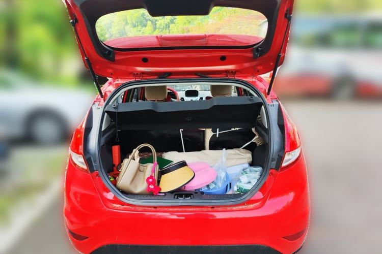 Used Ford Fiesta 2013 Hatchback 1.5L Automatic Fashion Edition Trunk