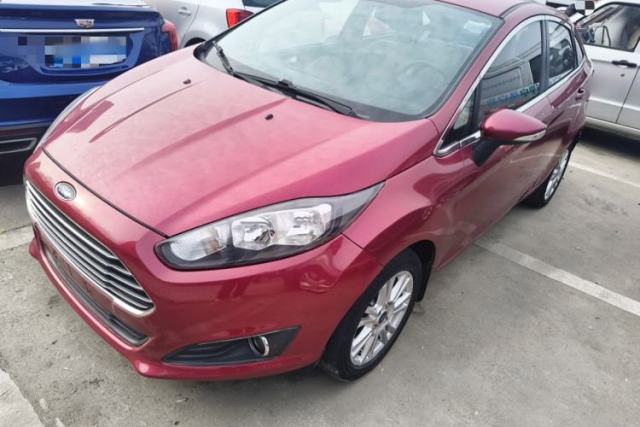 Ford Fiesta 2013 Sedan 1.5L Automatic Fashion Edition с пробегом