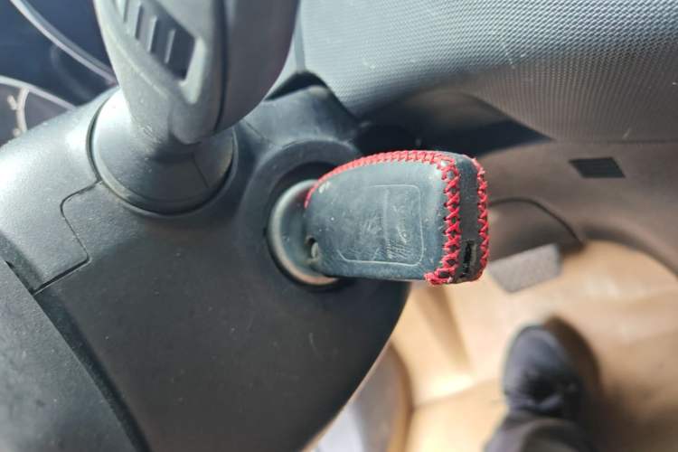 Used Ford Fiesta 2013 Hatchback 1.5L Automatic Fashion Edition Vehicle Key
