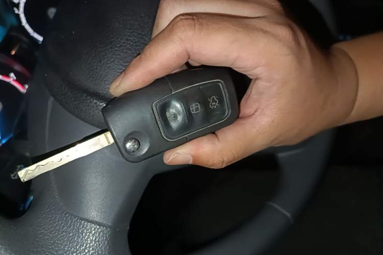 Used Ford Fiesta 2013 Hatchback 1.5L Automatic Fashion Edition Vehicle Key