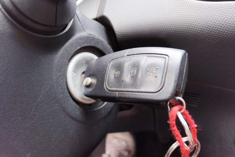 Used Ford Fiesta 2013 Hatchback 1.5L Automatic Fashion Edition Vehicle Key