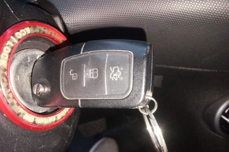 Used Ford Fiesta 2013 Hatchback 1.5L Automatic Fashion Edition Vehicle Key