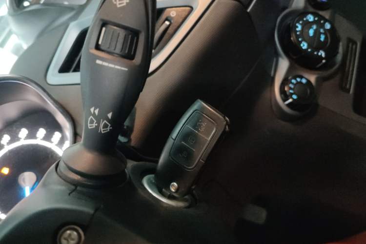 Used Ford Fiesta 2013 Hatchback 1.5L Automatic Fashion Edition Vehicle Key