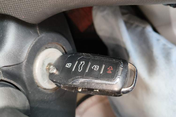 Used Ford Fiesta 2013 Sedan 1.5L Automatic Fashion Edition Vehicle Key