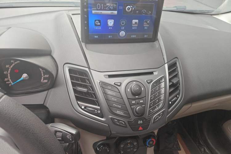 Used Ford Fiesta 2013 Sedan 1.5L Automatic Fashion Edition Audio And AC Panel