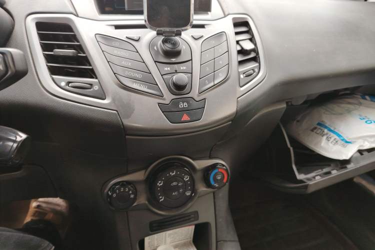 Used Ford Fiesta 2013 Hatchback 1.5L Manual Fashion Edition Audio And AC Panel