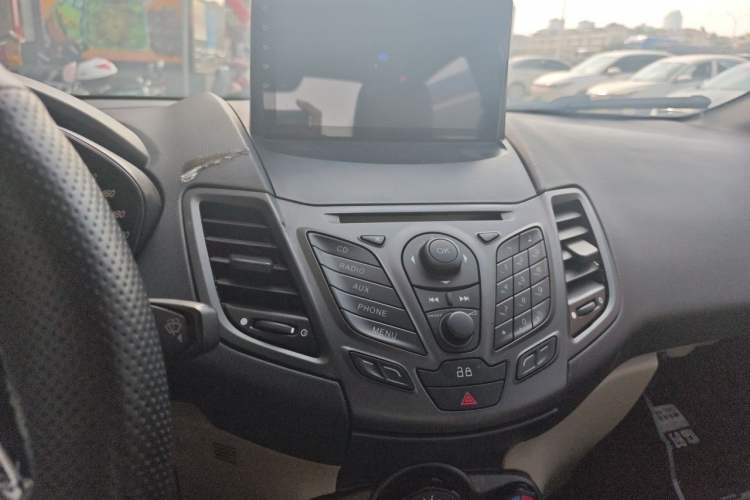 Used Ford Fiesta 2013 Sedan 1.5L Automatic Fashion Edition Audio And AC Panel