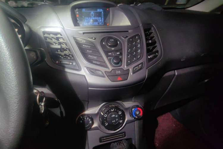 Used Ford Fiesta 2013 Hatchback 1.5L Automatic Fashion Edition Audio And AC Panel