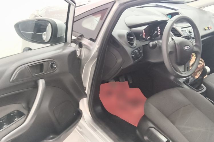 Used Ford Fiesta 2013 Hatchback 1.5L Manual Fashion Edition Driver Seat