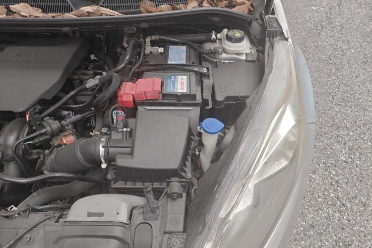 Used Ford Fiesta 2013 Sedan 1.5L Automatic Fashion Edition Engine Bay Left
