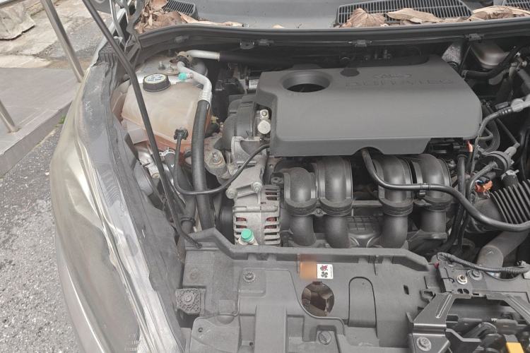 Used Ford Fiesta 2013 Sedan 1.5L Automatic Fashion Edition Engine Bay Right