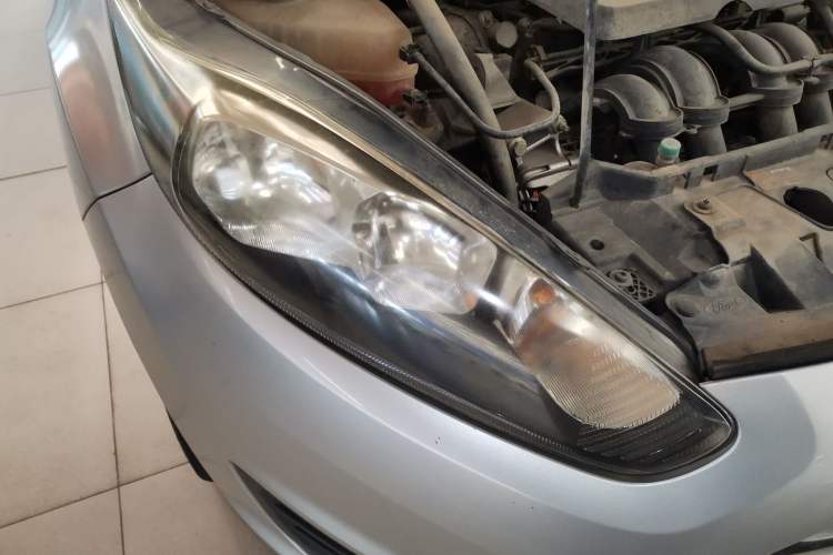 Used Ford Fiesta 2013 Sedan 1.5L Manual Fashion Edition Exterior 3
