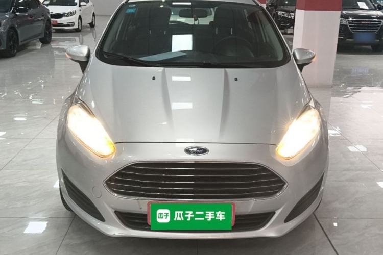Used Ford Fiesta 2013 Hatchback 1.5L Manual Fashion Edition Front
