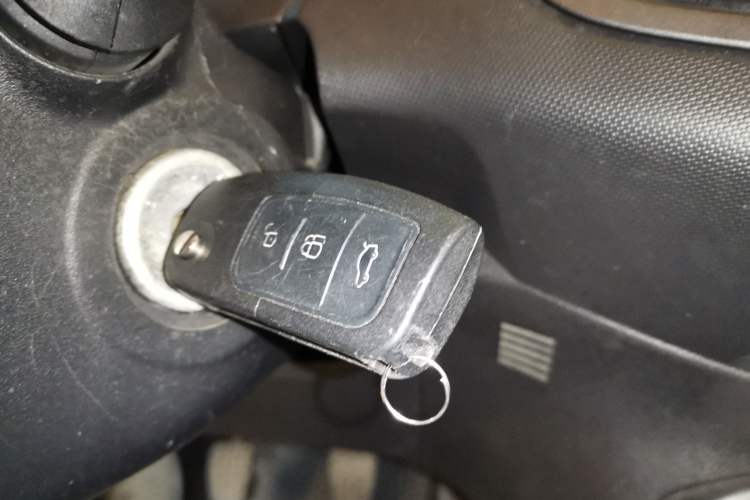 Used Ford Fiesta 2013 Sedan 1.5L Manual Fashion Edition Interior 1