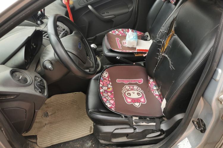 Used Ford Fiesta 2013 Sedan 1.5L Manual Fashion Edition Left Front Seat