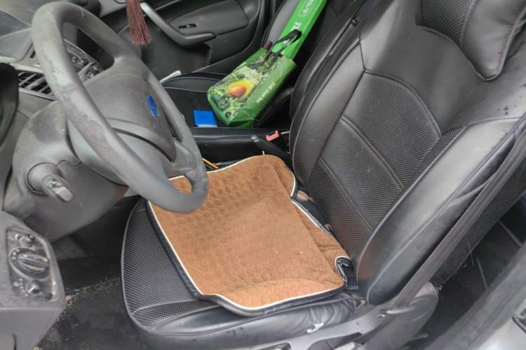 Used Ford Fiesta 2013 Sedan 1.5L Manual Fashion Edition Left Front Seat