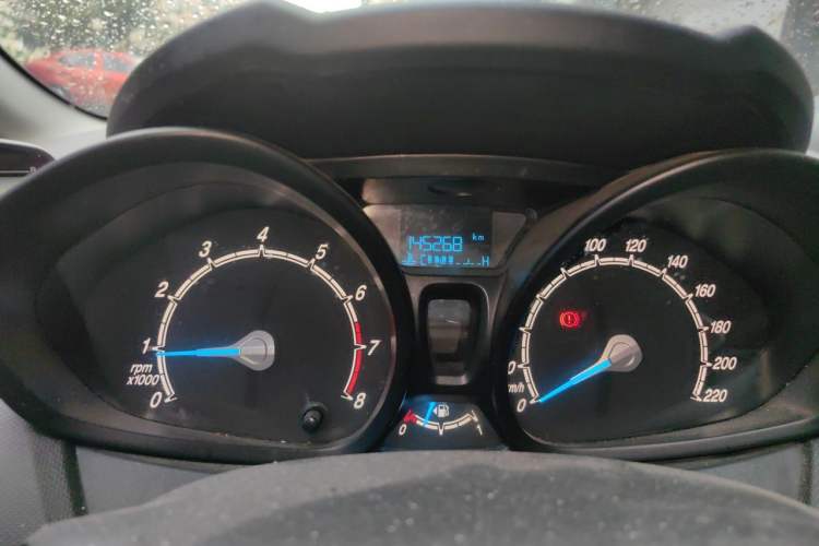 Used Ford Fiesta 2013 Sedan 1.5L Manual Fashion Edition Odometer Close Up