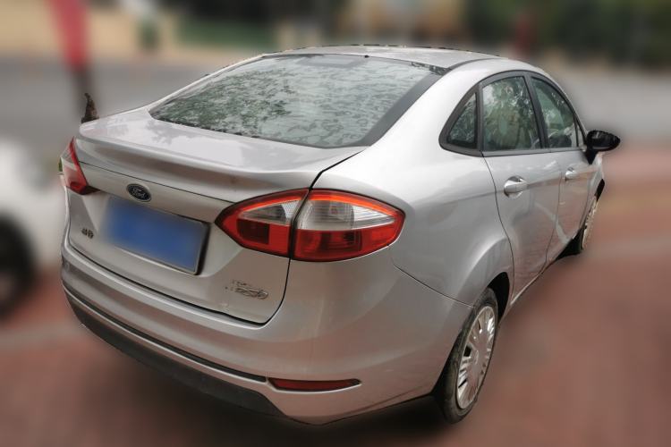 Used Ford Fiesta 2013 Sedan 1.5L Manual Fashion Edition Rear Right 45 Deg