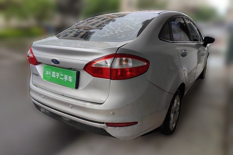 Used Ford Fiesta 2013 Sedan 1.5L Manual Fashion Edition Rear Right 45 Deg