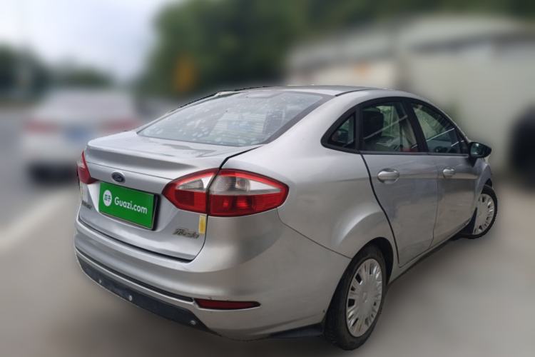 Used Ford Fiesta 2013 Sedan 1.5L Manual Fashion Edition Rear Right 45 Deg