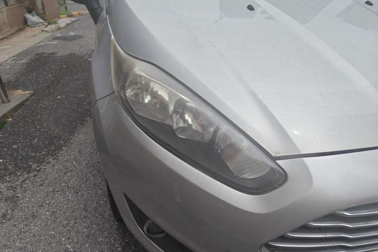 Used Ford Fiesta 2013 Sedan 1.5L Automatic Fashion Edition Right Front Headlight