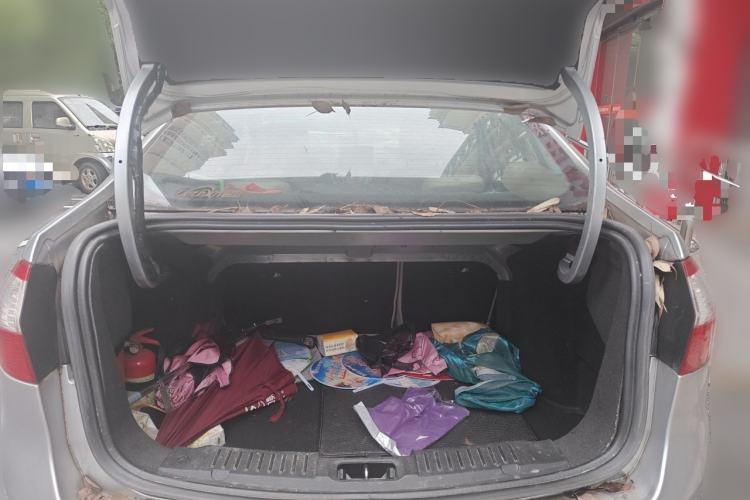 Used Ford Fiesta 2013 Sedan 1.5L Automatic Fashion Edition Trunk
