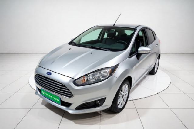 Gebrauchter Ford Fiesta 2013 Sedan 1.5L Automatic Fashion Edition