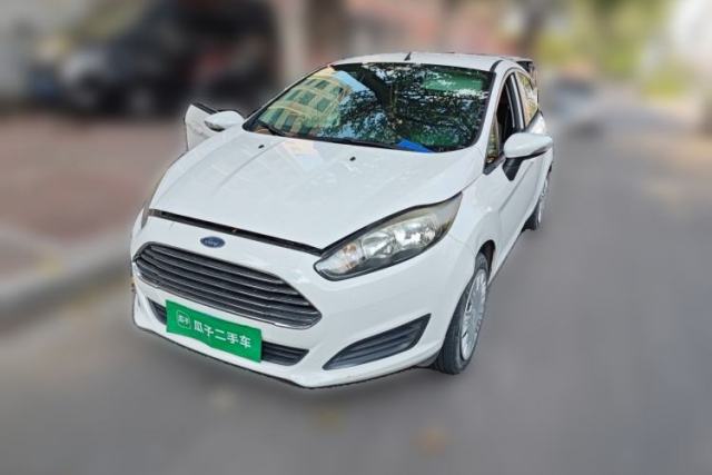 Gebrauchter Ford Fiesta 2013 Hatchback 1.5L Manual Fashion Edition