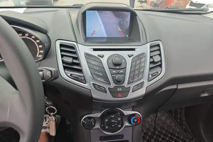 Used Ford Fiesta 2013 Hatchback 1.5L Automatic Fashion Edition Audio And AC Panel