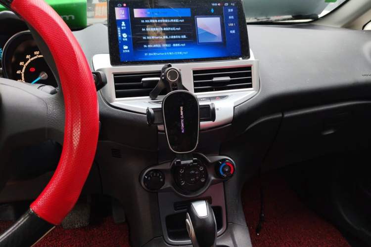 Used Ford Fiesta 2013 Hatchback 1.5L Automatic Fashion Edition Audio And AC Panel