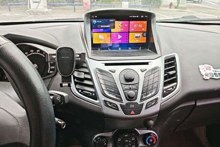 Used Ford Fiesta 2013 Hatchback 1.5L Automatic Fashion Edition Audio And AC Panel