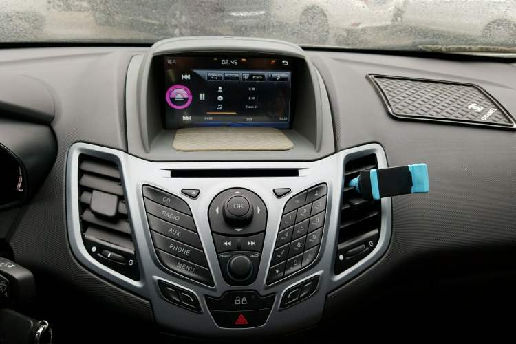 Used Ford Fiesta 2013 Hatchback 1.5L Automatic Fashion Edition Audio And AC Panel